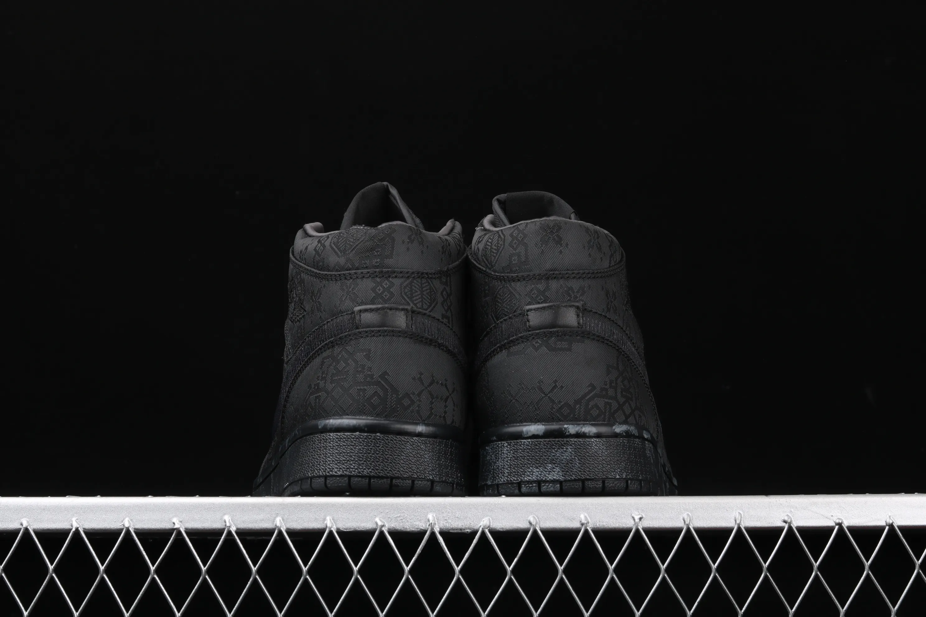 All categories Air Jordan Jordan series basketball shoes Air Jordan 1 Mid CLOT x Air Jordan 1 Mid "Fearless" AJ1 Joe 1 mid-top black silk CU2804-300